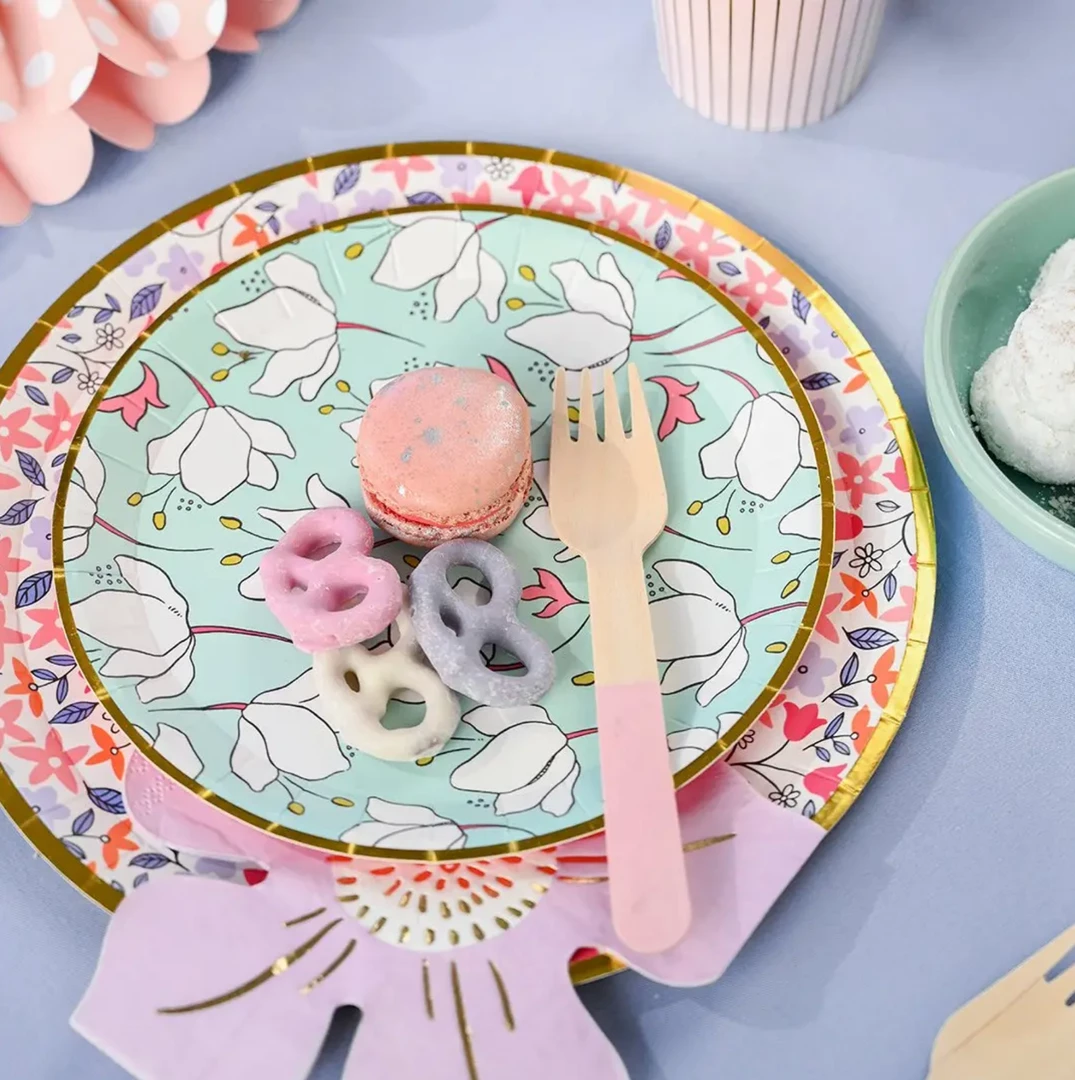 Coterie Party Supplies In Full Bloom Napkins (25 Count) 4 Coterie Party Supplies In Full Bloom Napkins (25 Count)